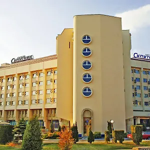 4* Отель спутник